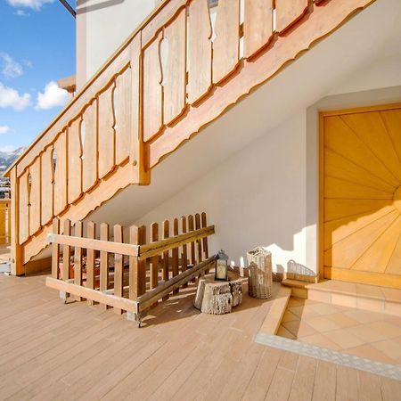 Appartamento Aloch Pozza di Fassa Luaran gambar